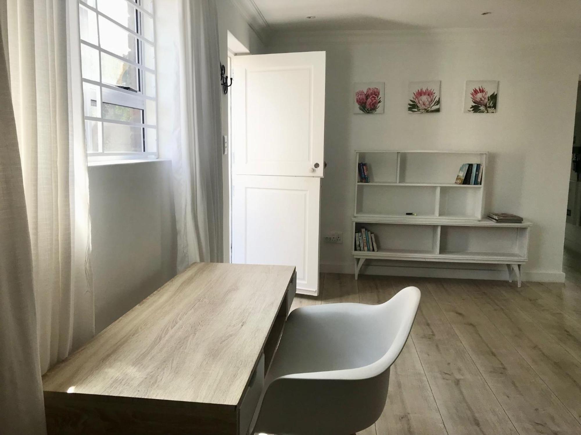 Sunset Beach Living Guesthouse Kapstaden Eksteriør billede